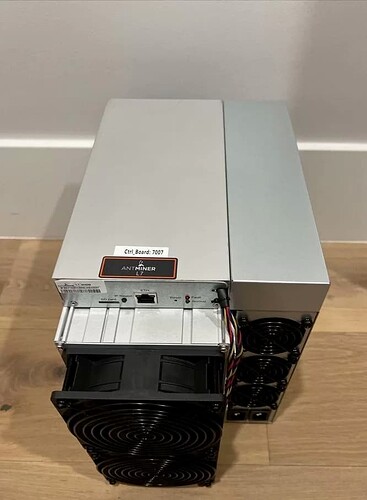 Antminer L7